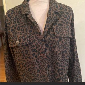 Woman leopard jacket M